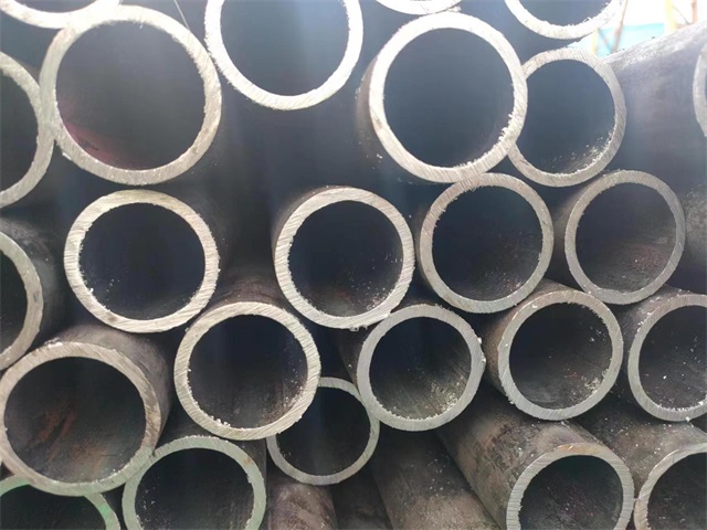 河南10#结构用无缝钢管